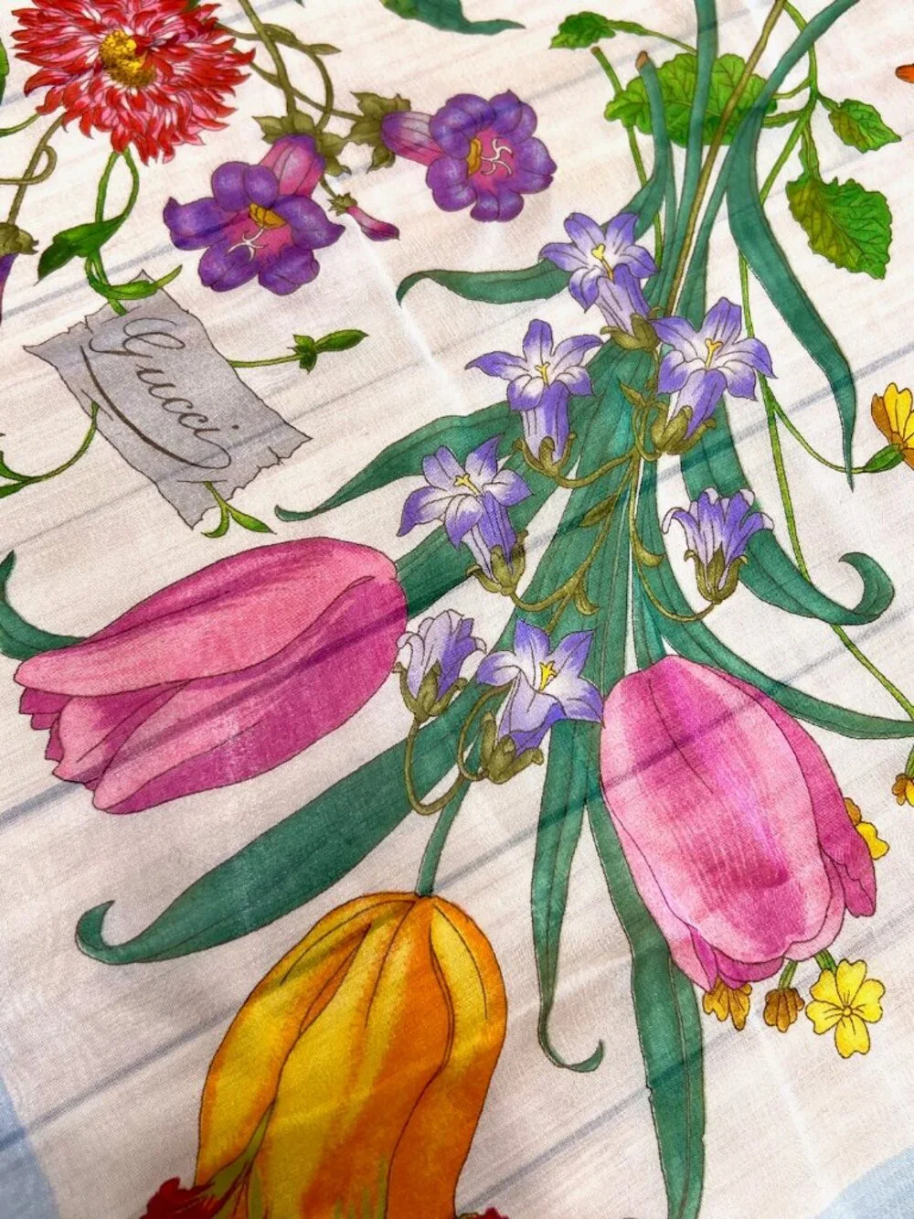 Beautiful Gucci V. ACCORNERO Floral Silk Chiffon Scarf Light Blue Green Pink (20